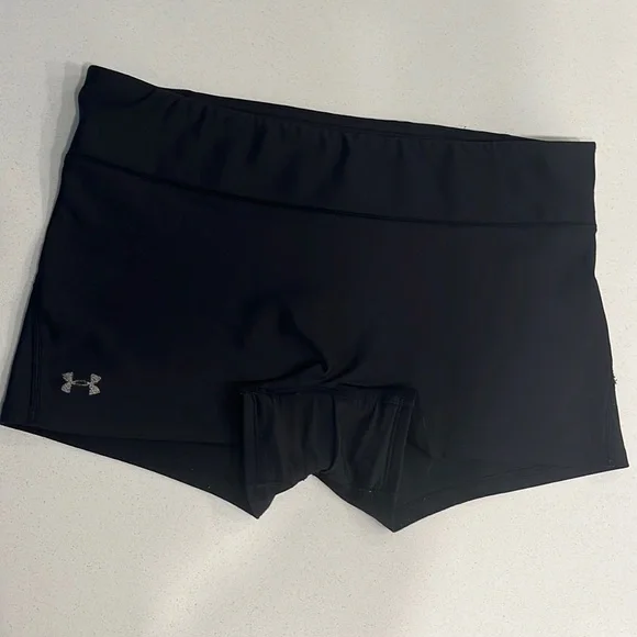 UNDER ARMOUR - Picture 1 of 3